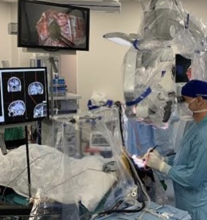 Dr. Alejandro Ventura Rendón